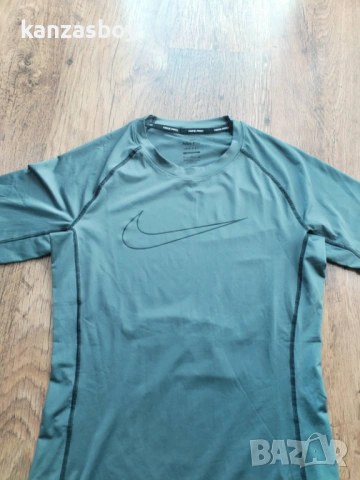  Nike Pro Dri-FIT Men s Tight Fit Short-Sleeve Top - мъжка тениска р- р М, снимка 6 - Тениски - 54242415
