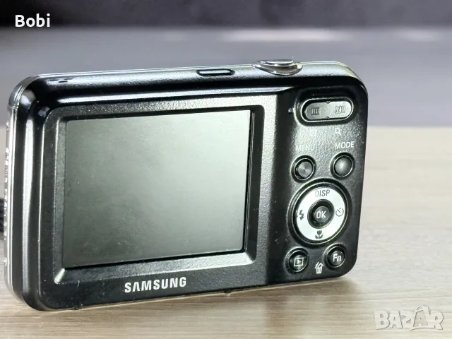 Samsung ES80 12.2MP 5x Zoom Y2K, снимка 2 - Фотоапарати - 55313134