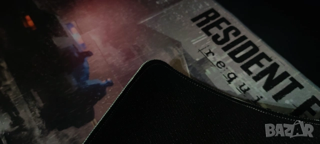Resident Evil Requiem Mousepad Leon S. Kennedy x Porsche, снимка 4 - Джойстици и геймпадове - 54526019