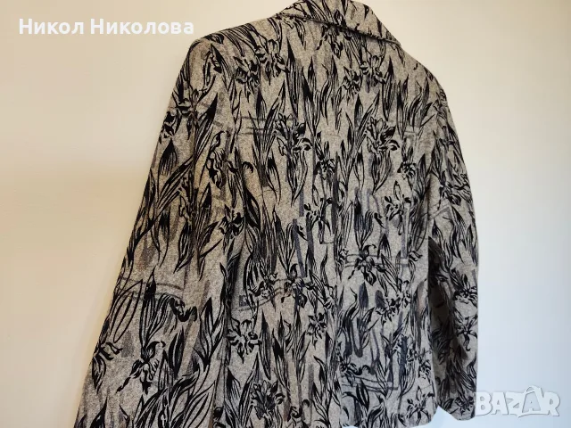 Чисто ново дамско сако Smeg от релефен жакард, снимка 5 - Сака - 55681190
