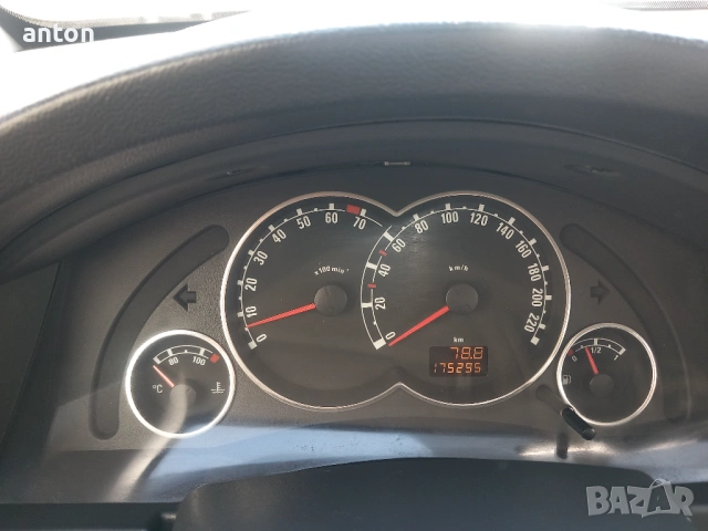 Опел Мерива 1.4 бензин - газ , снимка 10 - Автомобили и джипове - 53989822