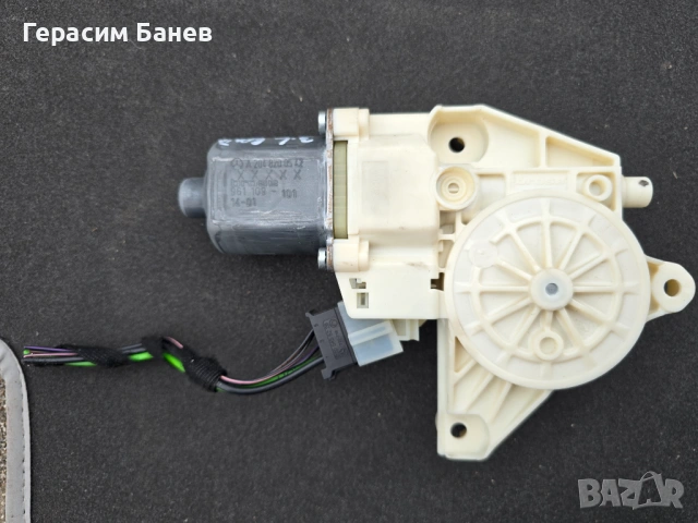 A2048200642 / А2048200142 / A2048200542 / A2048200242 МОТОРЧЕ ПРОЗОРЕЦ OEM MERCEDES W204 OM651 2014, снимка 6 - Части - 54275950