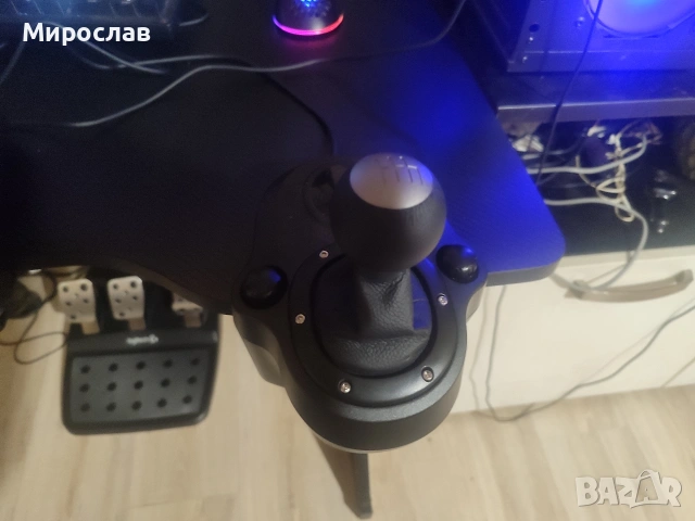 Logitech g29+shifter на 2 месеца, снимка 2 - Друга електроника - 54581124
