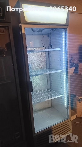 ХЛАДИЛНА ВИТРИНА 