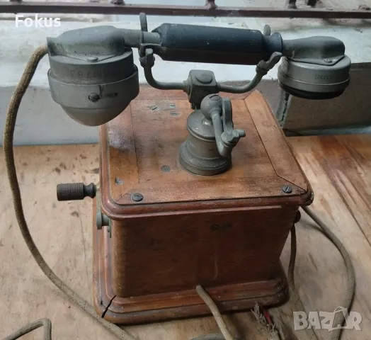 Стар дървен френски телефон с манивела 1910 год.