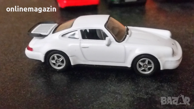 Метални колички : Ferrari,  Porshe,  Lamborghini, Austin Martin, Ford GT,  Lotus , снимка 10 - Коли, камиони, мотори, писти - 54152428
