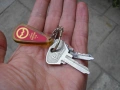  РЕТРО КЛЮЧОДЪРЖАТЕЛ КТА МАДАРА С КЛЮЧОВЕ ТОЛИАТИ ВАЗ ЛАДА , снимка 3