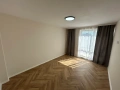 Собственик продава 3 стаен апартамент в кв. Възраждане 2, снимка 6