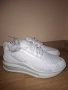 Бели маратонки Nike , снимка 1