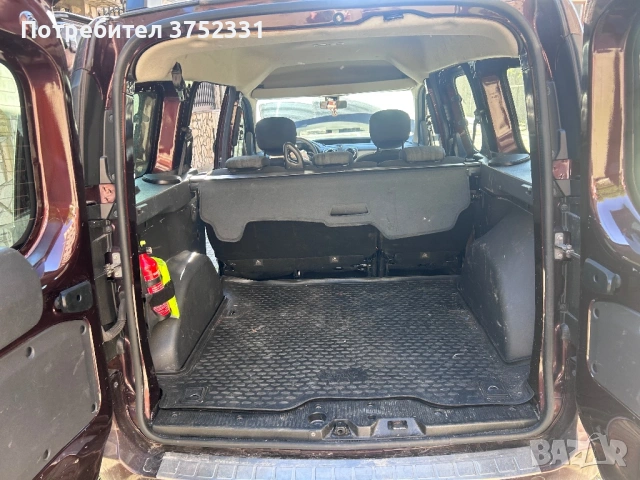 Dacia Dokker, снимка 9 - Автомобили и джипове - 54572389