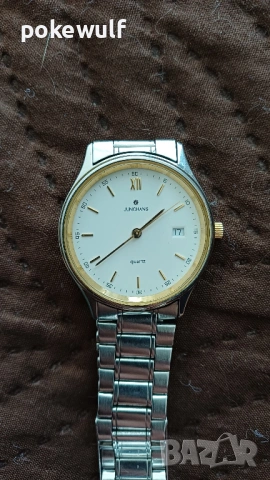 Часовник Junghans с механизъм ETA.