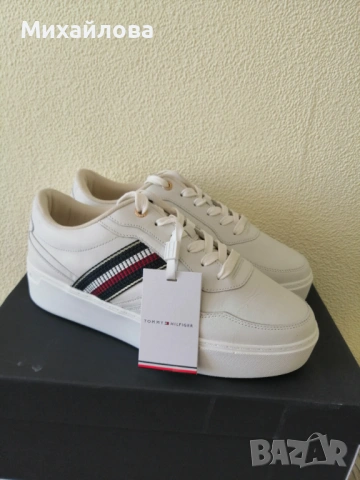 Нови Tommy Hilfiger ниски маратонки, снимка 5 - Маратонки - 54563416