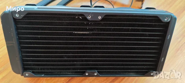Водно охлаждане Corsair Hydro Series H100i V2 Extreme Performance, снимка 6 - Процесори - 55674349