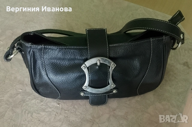Продавам дамска чанта от естествена кожа 