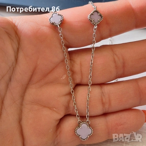 Чисто ново сребърно колие с детелини 