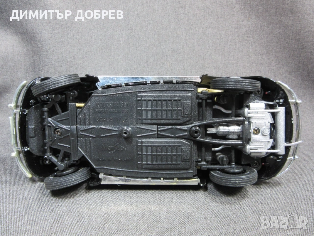 1/18 МЕТАЛНА КОЛИЧКА МАЩАБЕН МОДЕЛ VOLKSWAGEN EXPORT SEDAN 1951 MAISTO, снимка 6 - Колекции - 54422400