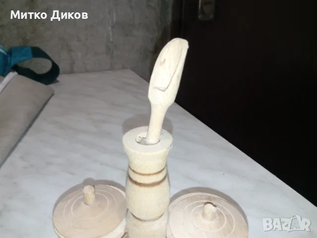 Солница дървена две чашки с лъжичка нова Орешак, снимка 3 - Прибори за хранене, готвене и сервиране - 55513220