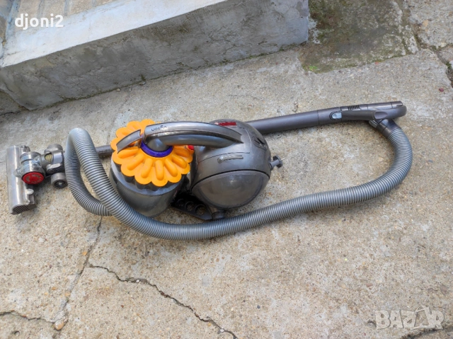 Прахосмукачка без торба Dyson