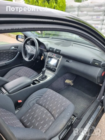 Mercedes-Benz C180, снимка 3 - Автомобили и джипове - 55008298