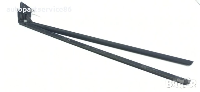 Лайсна/облицовка за предна лява врата за Mercedes Clk W209 Clk320 (2005) A2097200324, снимка 3 - Части - 54082448