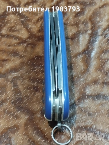 Интересен модел Victorinox Swiss., снимка 7 - Ножове - 54682158