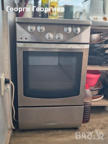 Готварска печка Gorenje с керамичен плот, използвана, снимка 2 - Печки, фурни - 54651170