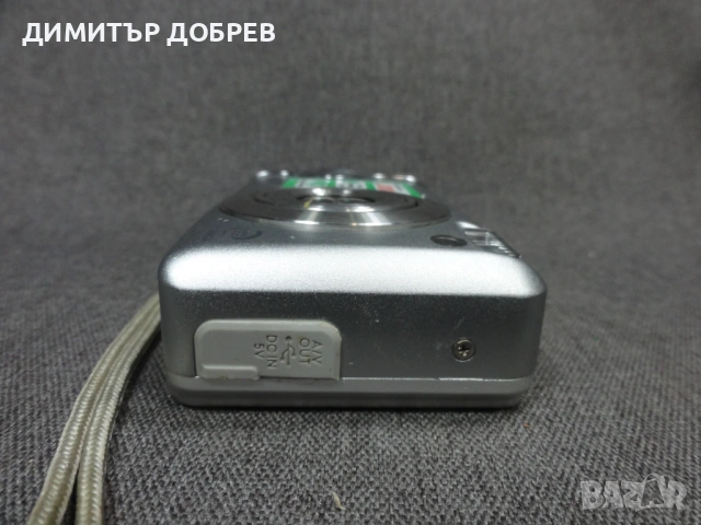 ЦИФРОВ ФОТОАПАРАТ FUJIFILM FINEPIX F20 SUPER CCD 6.3MP DIGITAL CAMERA Y2K DIGICAM, снимка 8 - Фотоапарати - 54817871