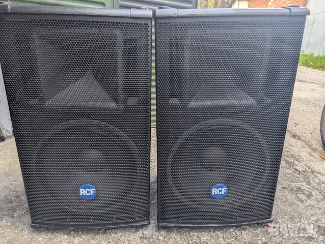 Тонколони RCF 4PRO 3001-A
