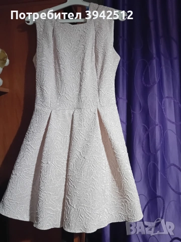 Красива дамска рокля 