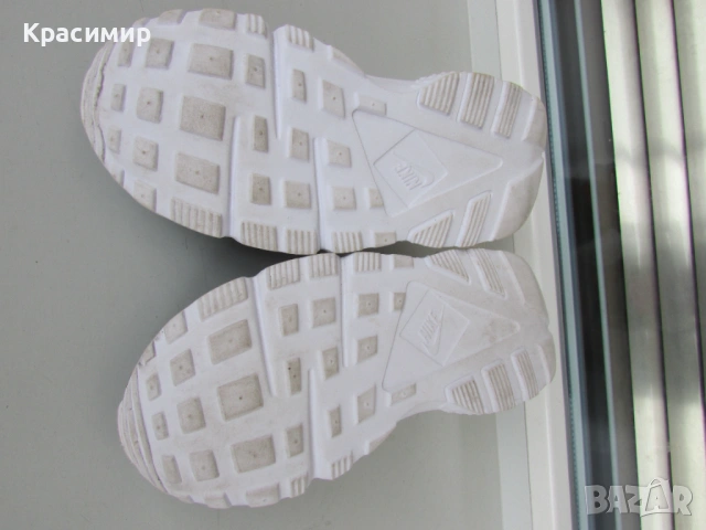 Детски маратонки Nike Air Huarache, снимка 10 - Детски маратонки - 54026938