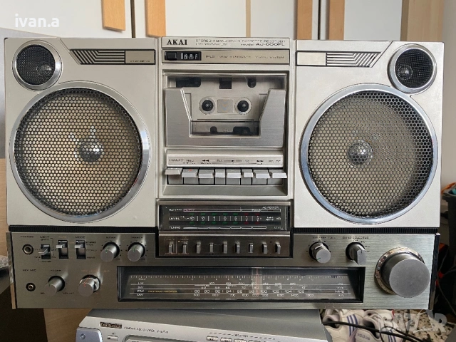 Akai AJ-500