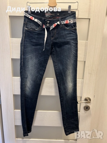 Оригинални дамски дънки Miss Sixty (Style Pixie) - Размер XS/S (32), снимка 2 - Дънки - 55456706