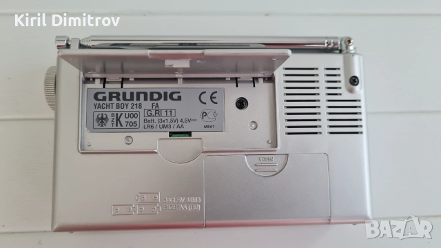 Grundig Yacht Boy 218, снимка 3 - Радиокасетофони, транзистори - 55135762