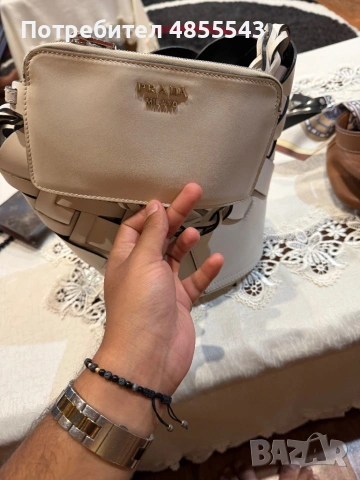 Дамска Чанта Prada, снимка 2 - Чанти - 54892702