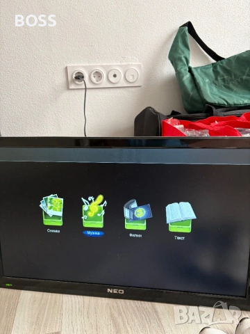 Телевизор Neo, снимка 3 - Телевизори - 54270148