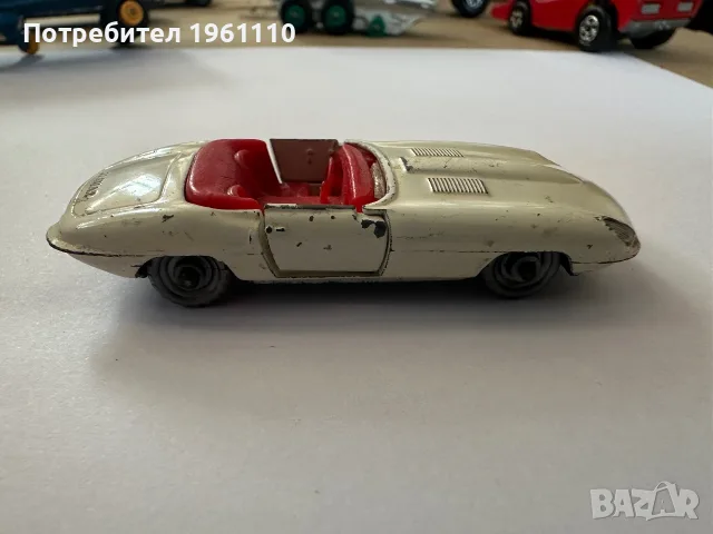 JAGUAR E TYPE КРЕМ МЕНТА РЯДЪК., снимка 4 - Колекции - 55424982