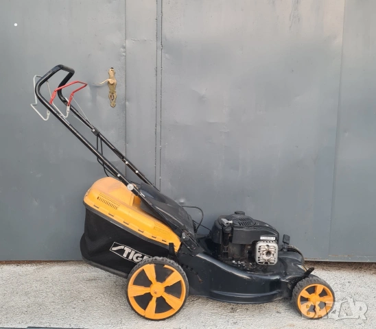 Бензинова самоходна косачка McCulloch Двигател Briggs & Stratton Отлично състояние, снимка 2 - Градинска техника - 54933559