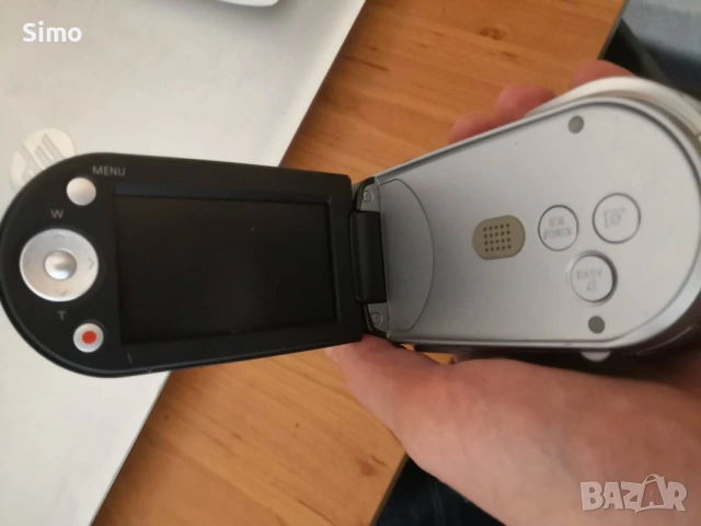 Видеокамера Самсунг, снимка 2 - Камери - 54334065