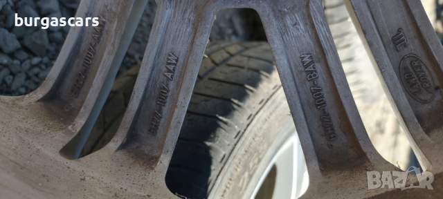 Алуминиеви джанти 8Jx19EH2 / GH22-1007-BAW  225/55/19 Land Rover Discovery IV 2016г. 3.0-245к.с., снимка 7 - Гуми и джанти - 54583060