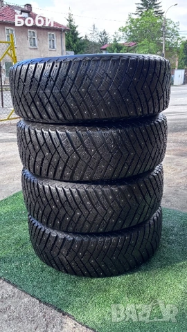 Гуми 225/60/18 Goodyear ice Arctic