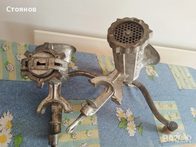 Ръчни мелачи за месо от СССР, България.Китай., снимка 15 - Други - 54534876