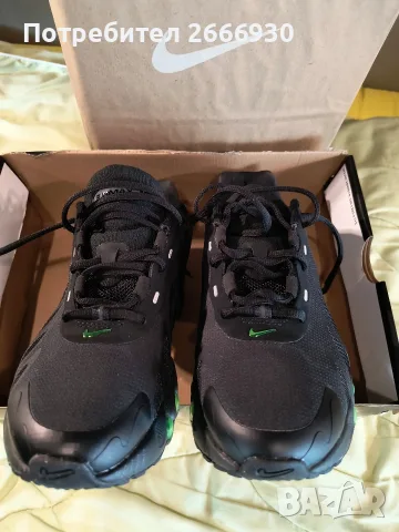 Нови маратонки NIKE 