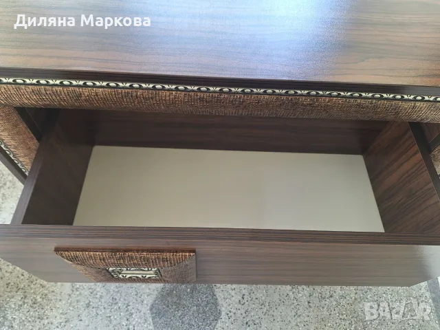  Красив и масивен скрин, снимка 3 - Скринове - 55562100