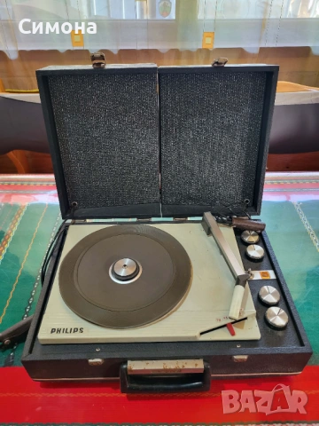 Ретро грамофон с касетофон – винтидж аудио система, снимка 6 - Антикварни и старинни предмети - 54292643