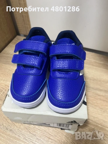 Нови Адидас 21н, снимка 2 - Детски маратонки - 54278768