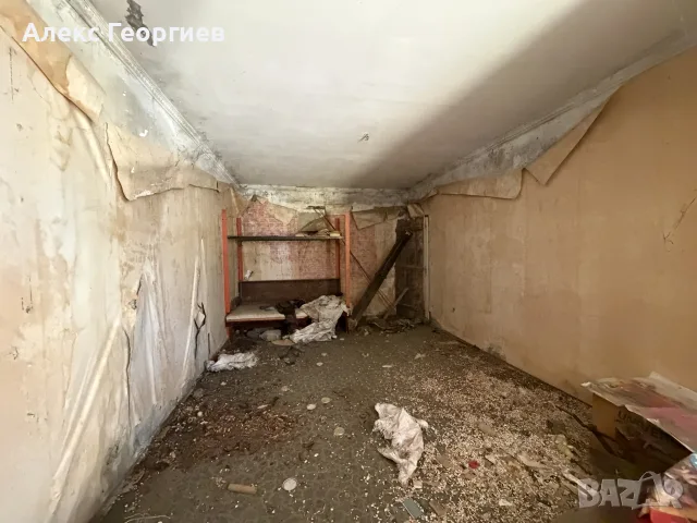 Продавам къща с двор в град Сливен, снимка 11 - Къщи - 55546220