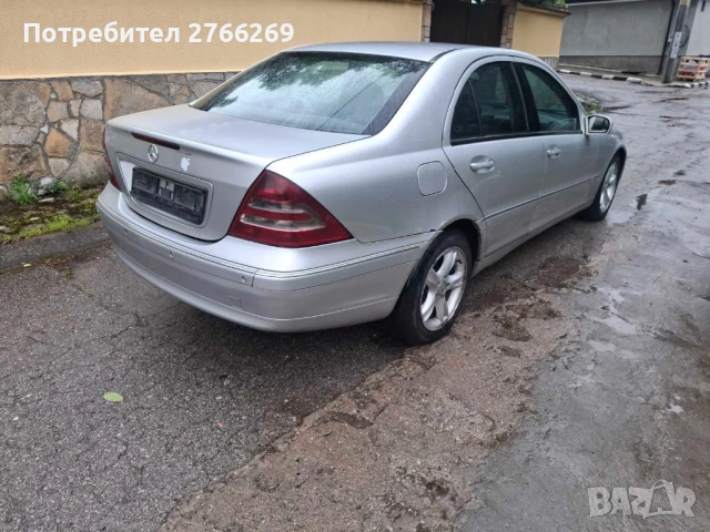 Mercedes C 200, снимка 4 - Автомобили и джипове - 54686558