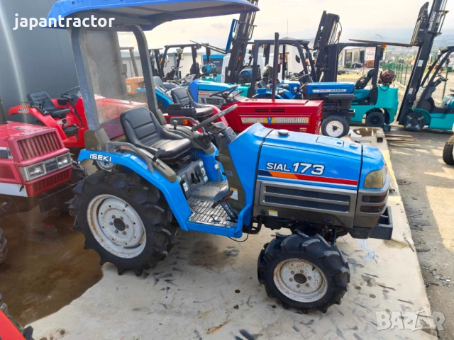 Трактор Iseki 18 к.с. 4X4 нов внос, снимка 3 - Селскостопанска техника - 54785586