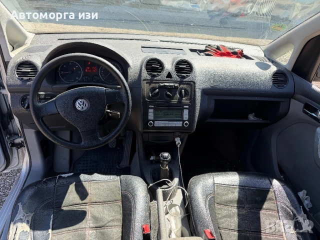 VW CADY LIFE 1.9 105 кс 2008 Г код на двигател BLS 5 степана кутия само на части , снимка 9 - Части - 54317627
