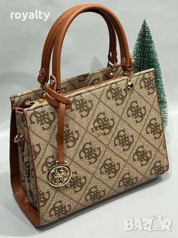 Guess Нова Дамска Кожена Чанта Различни Цветове , снимка 10 - Чанти - 55618219